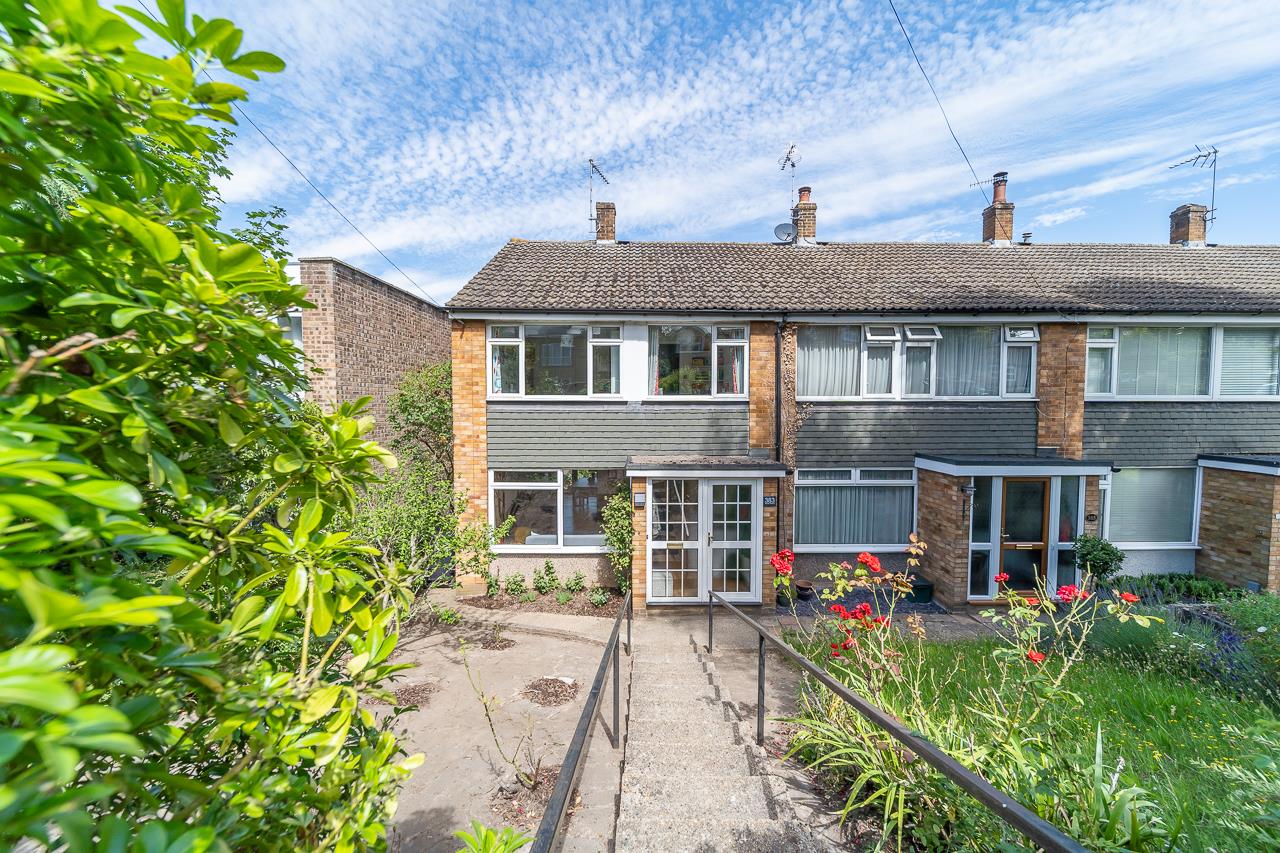 Ware Road, Hertford Alexander